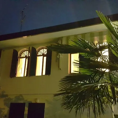 Casa Del Vigneto * مخرج سبينيا